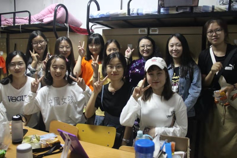 中秋送祝福,师生情意重-河南工业大学粮油食品学院